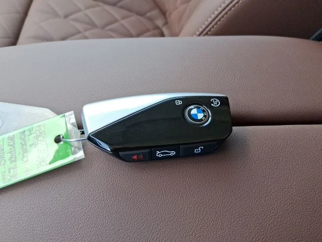 New 2027 Mineral White Metallic BMW xDrive40i image 20