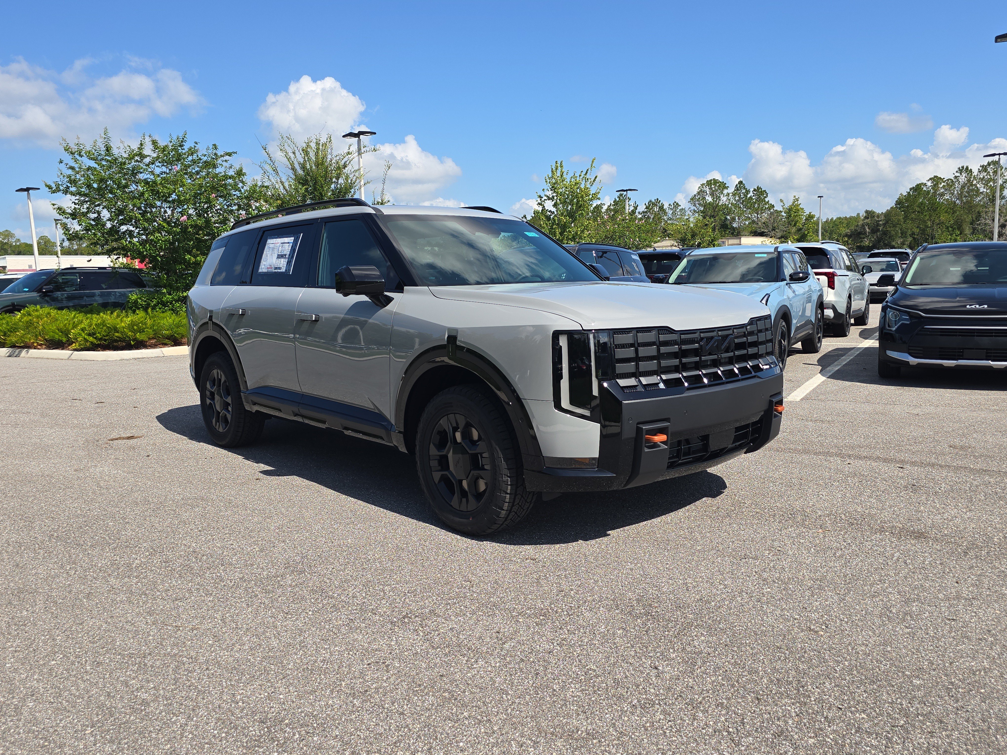New 2027 Wolf Gray Kia X-PRO SX image 2