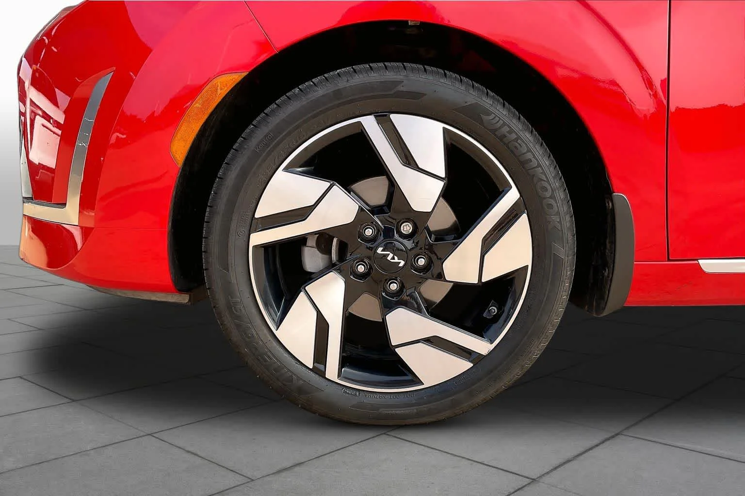 Used 2023 Inferno Red Kia GT-Line image 13