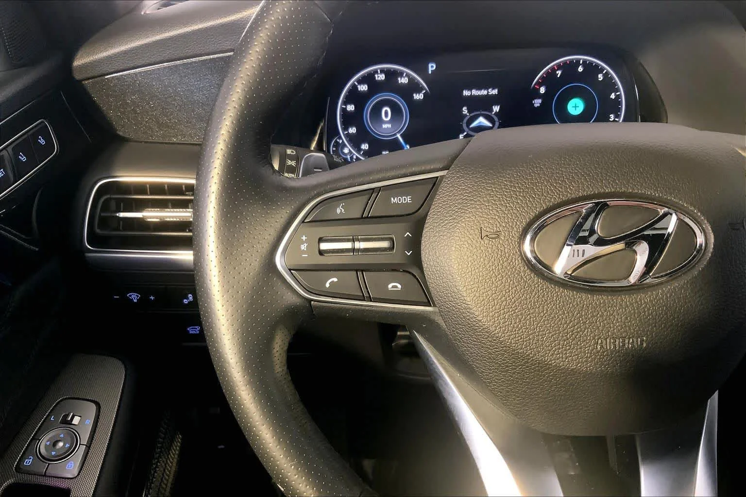 Used 2022 Rainforest Hyundai Calligraphy image 24