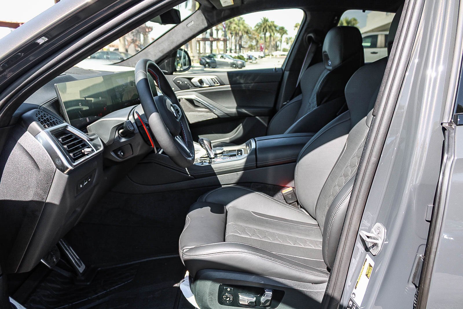 2026 BMW X6 M X6 M - Photo 17