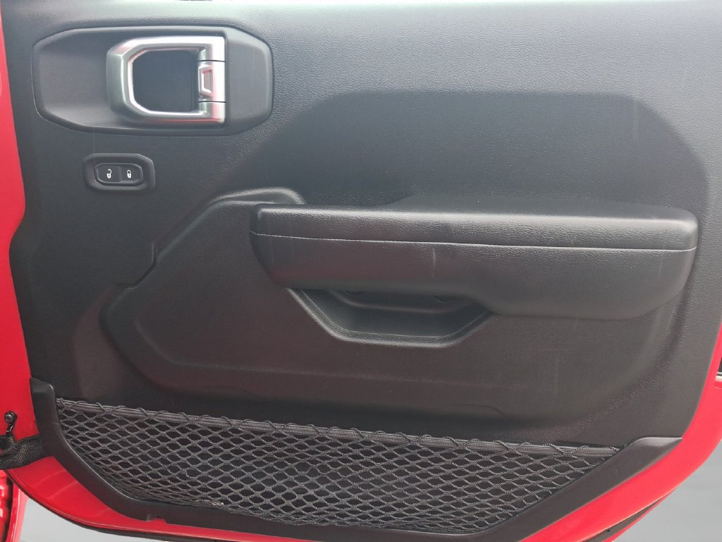 Used 2018 Red Jeep Unlimited Sport S image 32