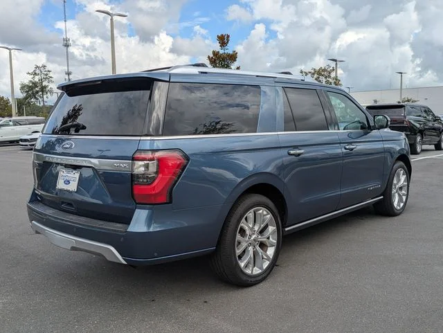 Used 2018 Blue Metallic Ford Platinum image 3
