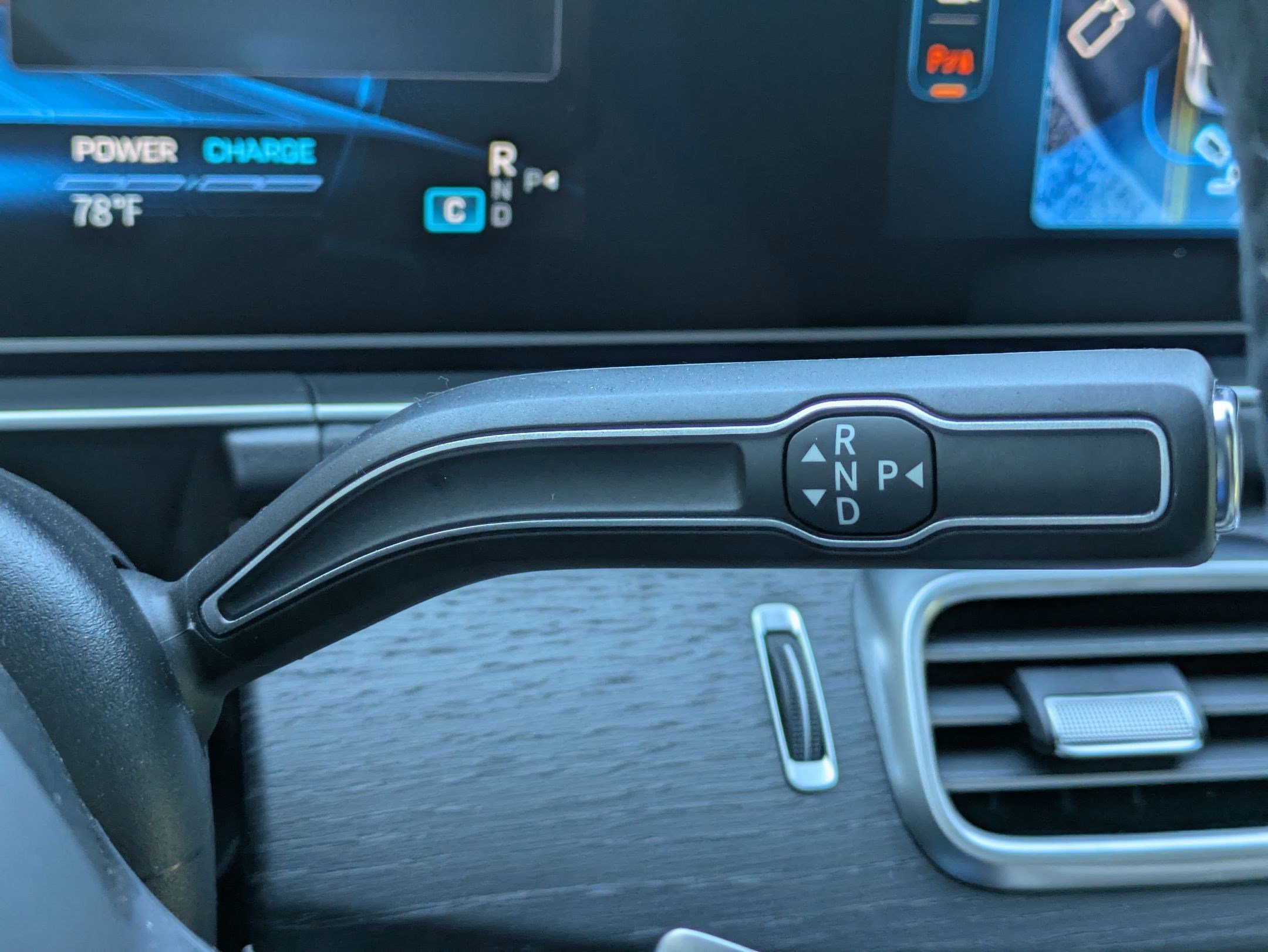 New 2026 Polar White Mercedes-Benz AMG® GLE 53 image 32