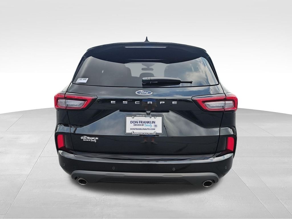 Used 2023 Black Ford ST-Line image 4