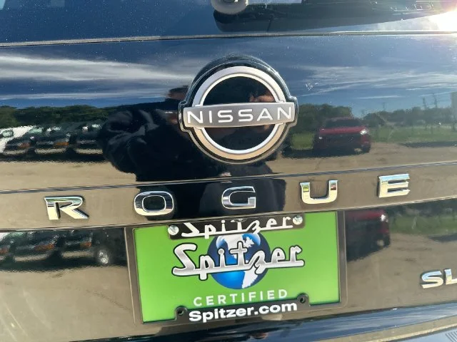 Used 2023 Black Nissan SL image 52