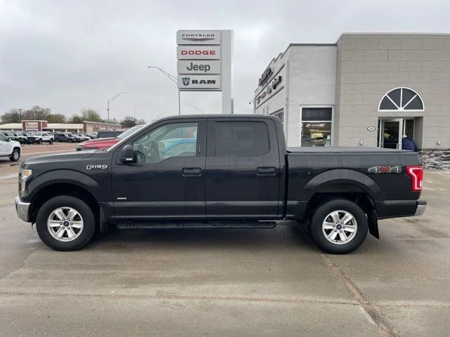 2015 Ford F-150 XLT 4x4 SuperCrew 145-in's photo
