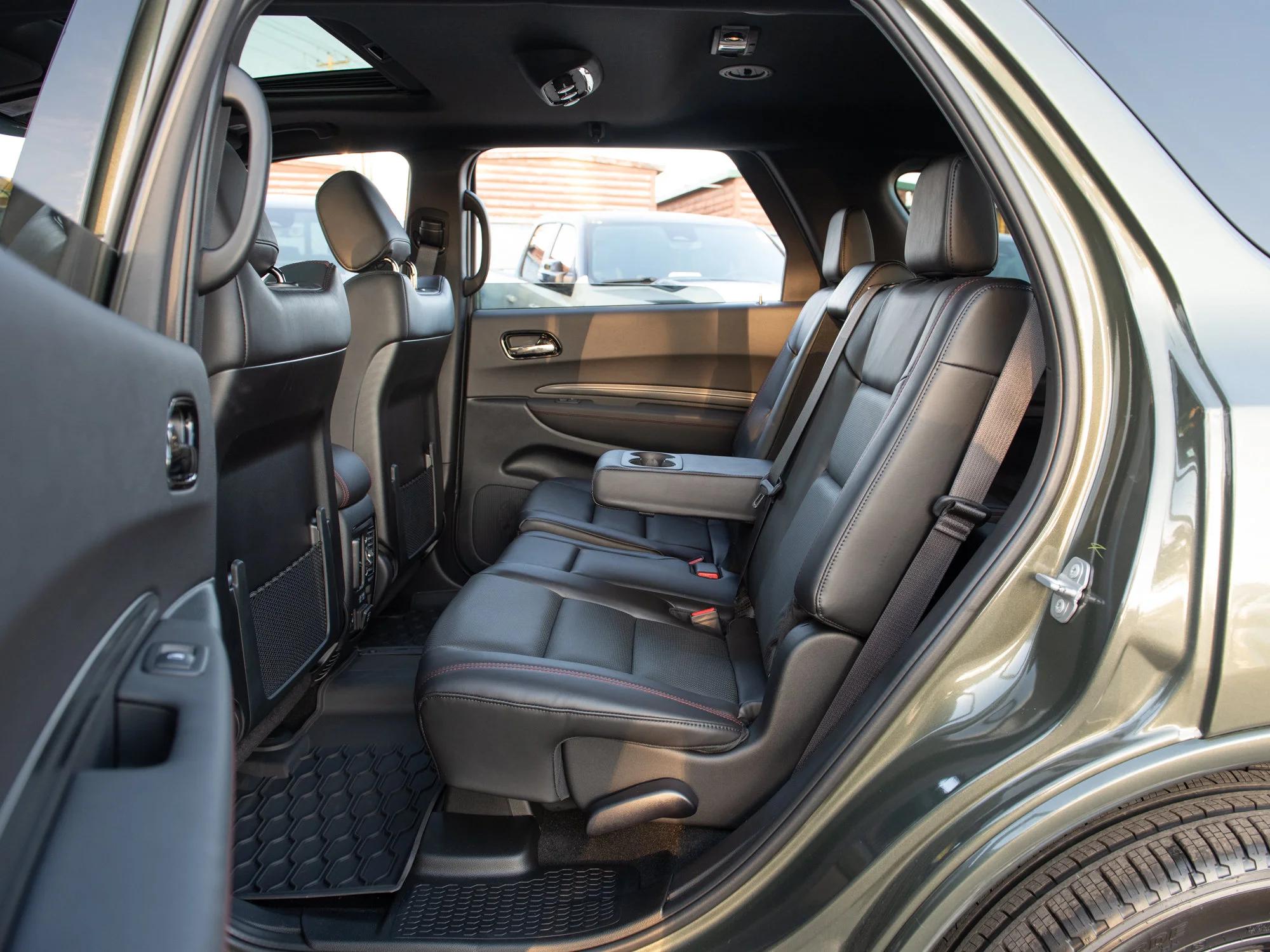 New 2026 Green Dodge GT HEMI V8 Plus* AWD, Sunroof, Remote Start, Ventilated/Heated Leather image 24