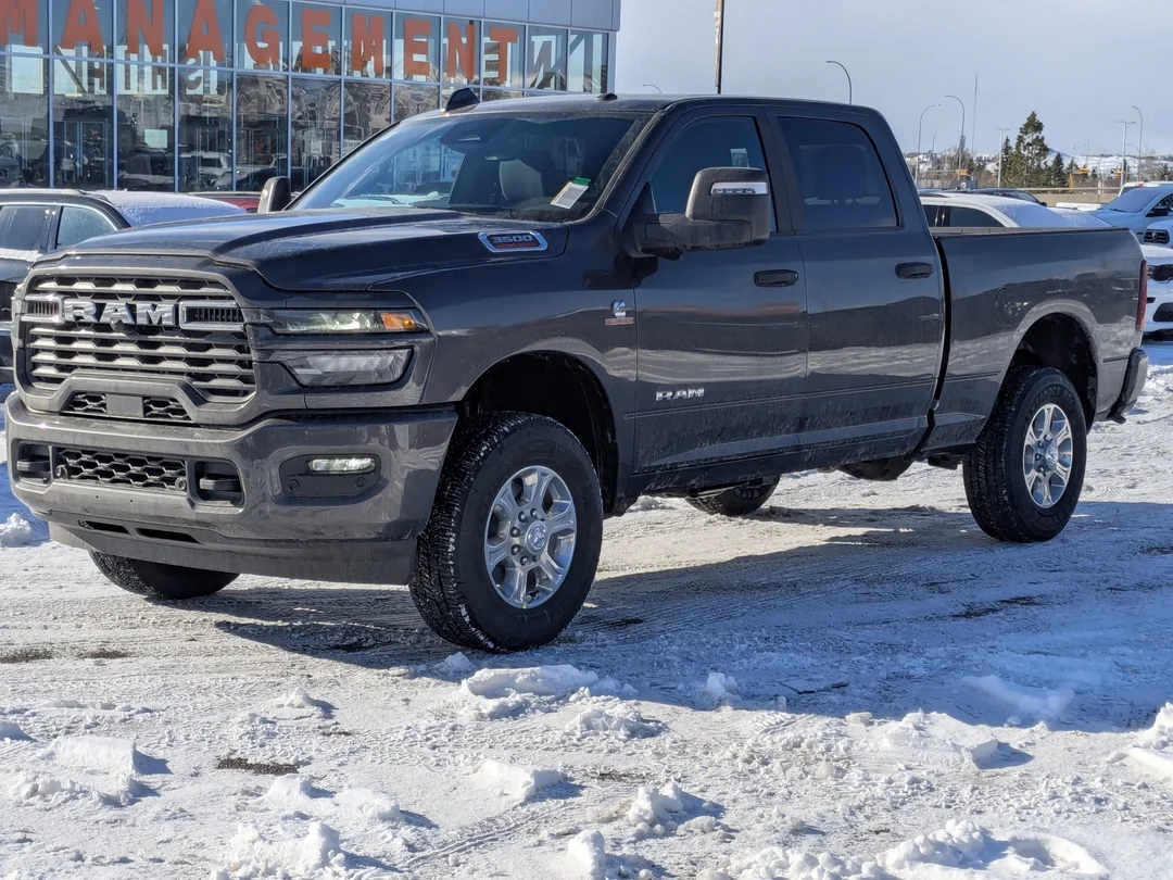New 2026 Grey RAM Big Horn - - 4x4 - 6.7L Cummins HO Diesel - Big Horn Level 2 Plus Grp & More! image 4