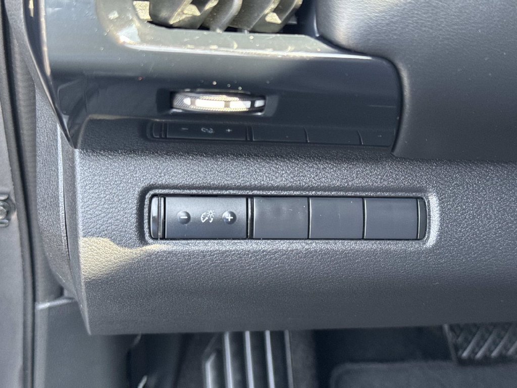 Used 2025 Gray Nissan S image 21