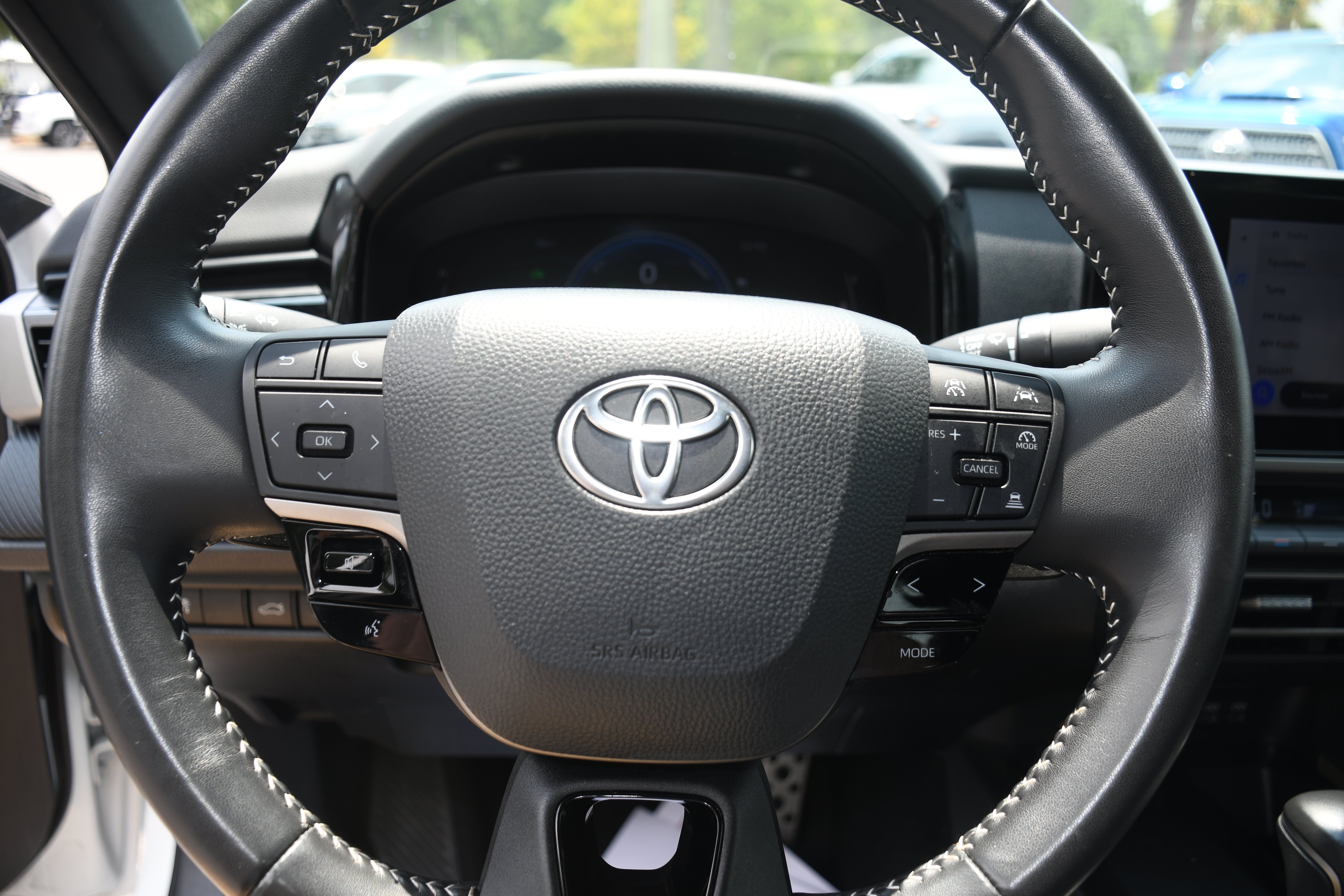 Used 2025 White Toyota SE image 11