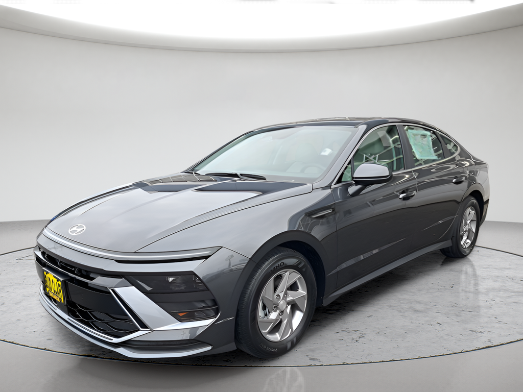 2026 Hyundai Sonata SE's photo