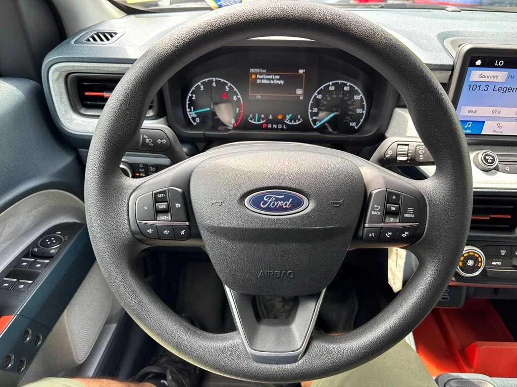 Used 2024 Gray Ford XLT image 21