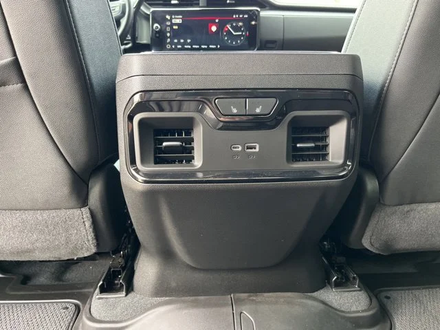 2024 GMC Sierra 2500HD AT4 - Photo 21