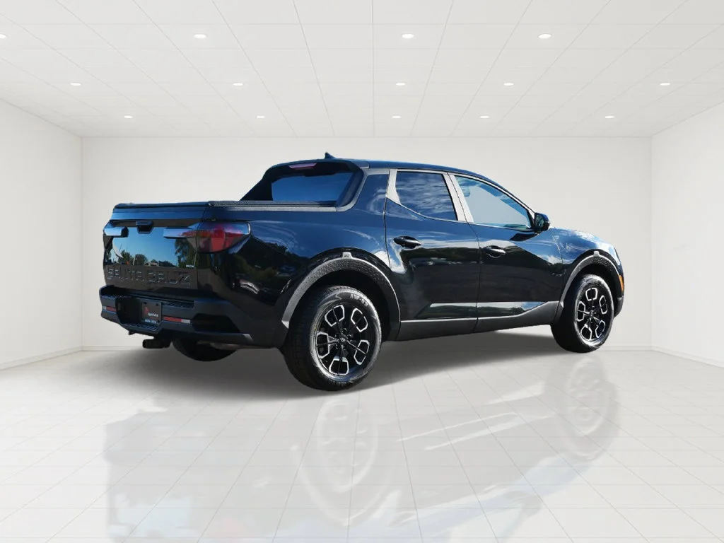 Certified Used 2022 Black Hyundai SEL image 6