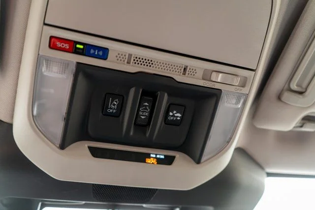 Used 2023 Silver Subaru Limited image 34