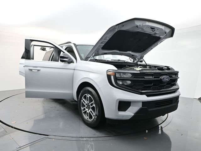 New 2026 Space Silver Metallic Ford Active image 45