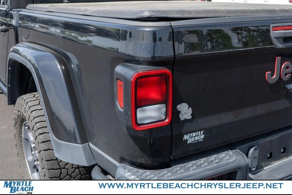 Certified Used 2023 Black Clearcoat Jeep Rubicon image 11