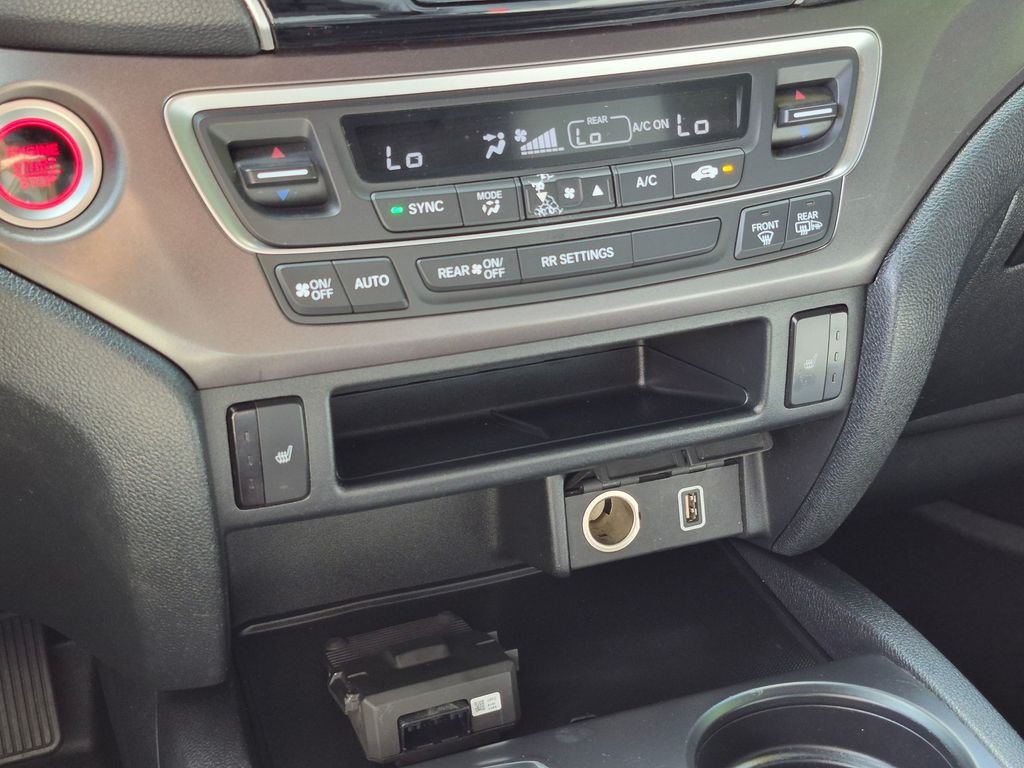 Used 2021 Red Honda EX-L image 19