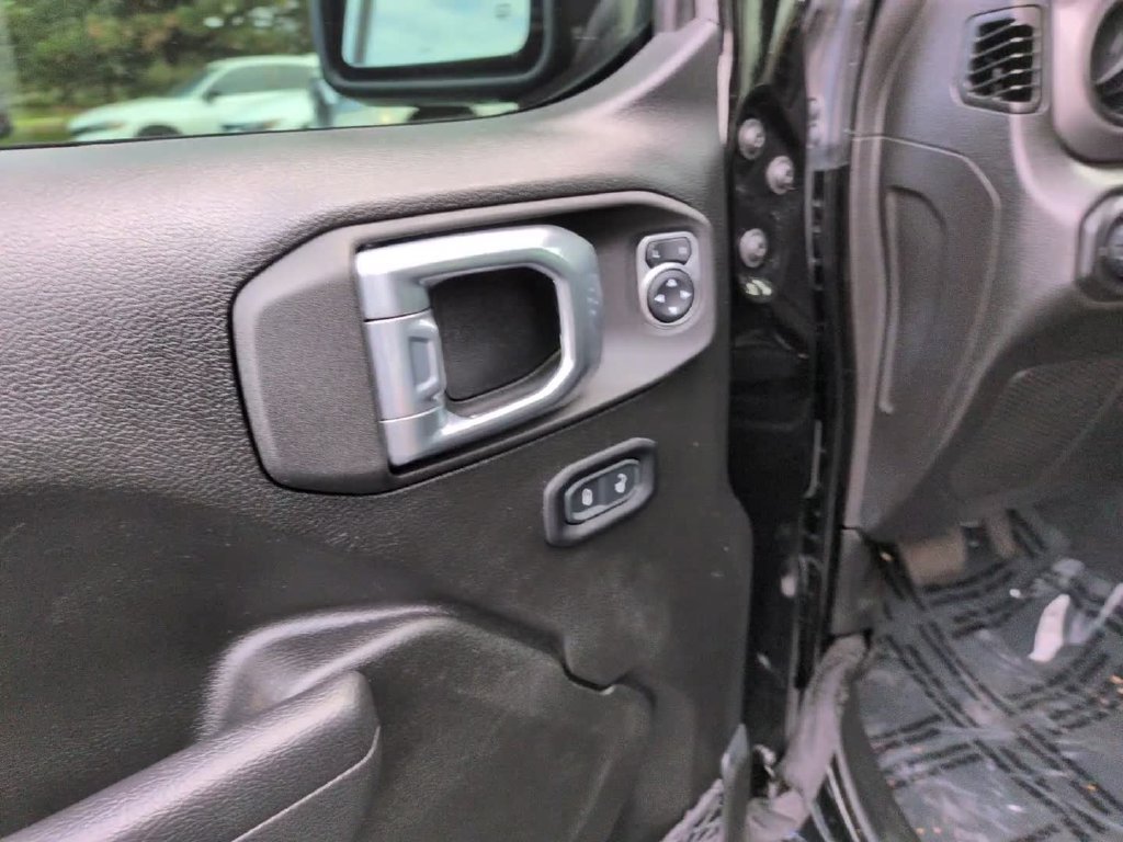 Certified Used 2022 Black Jeep Unlimited Sport S image 17