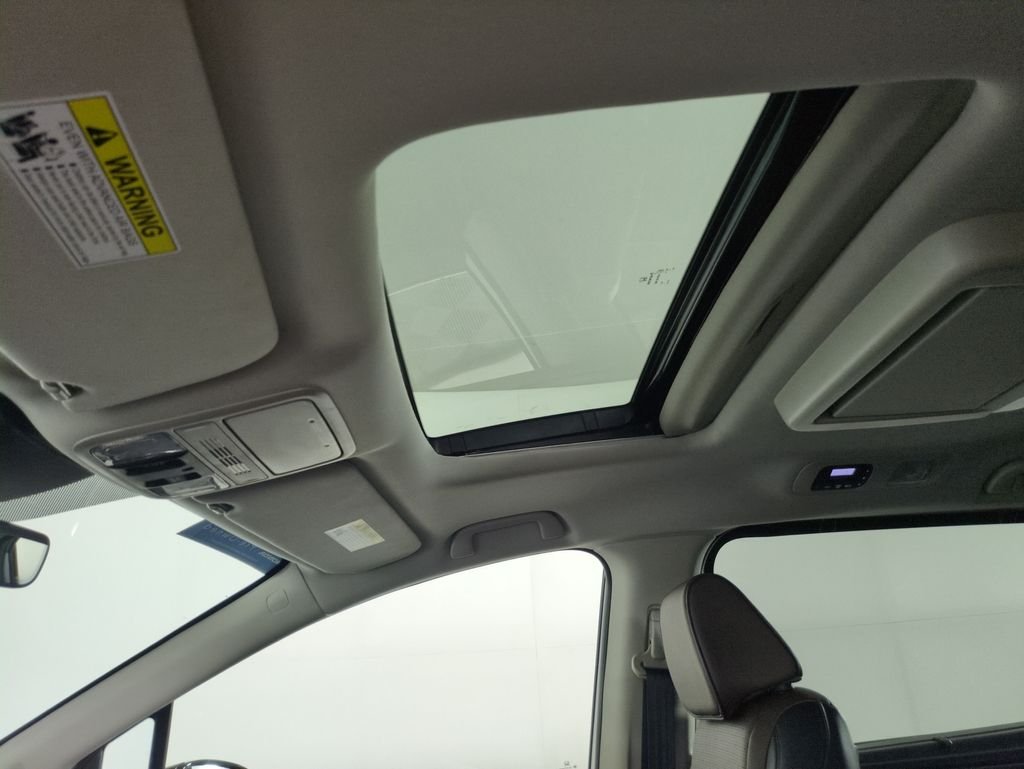 2025 Honda Odyssey Elite - Photo 21