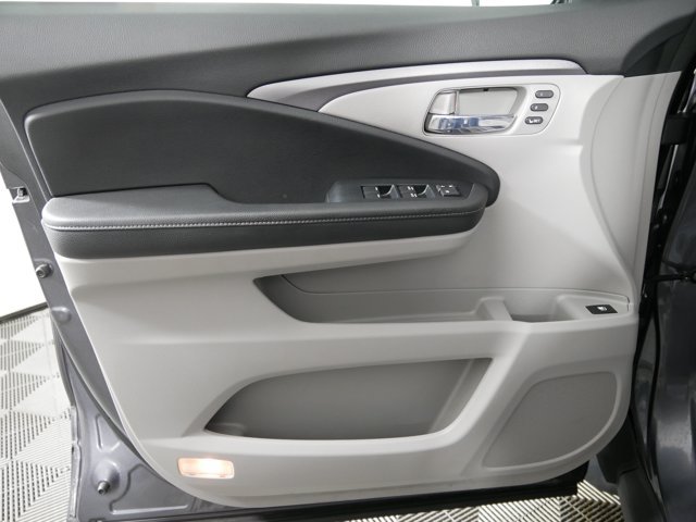 Used 2022 Modern Steel Metallic Honda Crew Cab RTL-E image 8