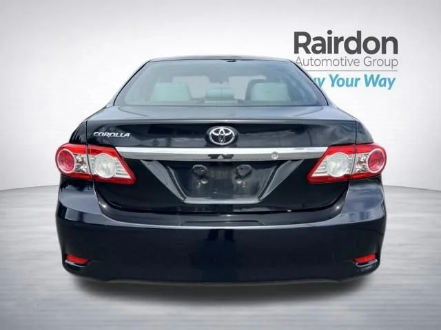 Used 2013 Black Sand Pearl Toyota L image 6