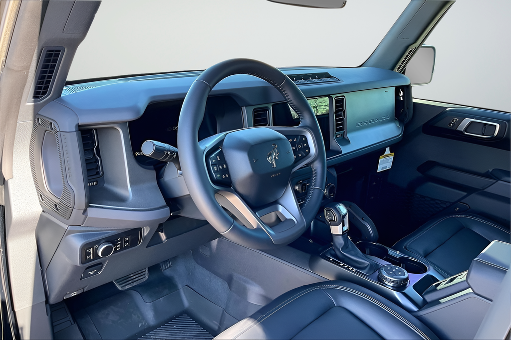 New 2025 Shadow Black Ford Badlands image 7