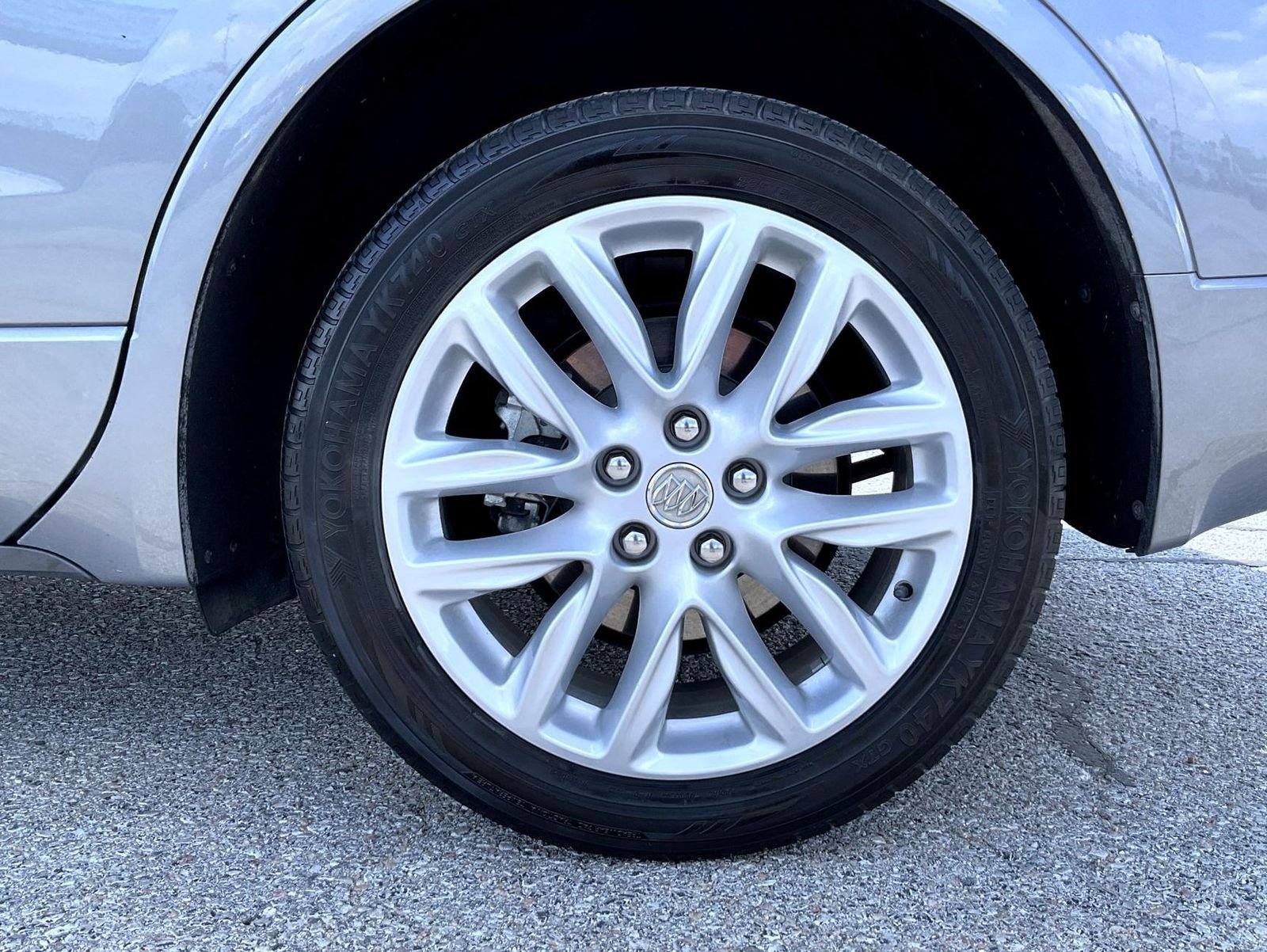 Used 2020 Gray Buick Premium I image 22