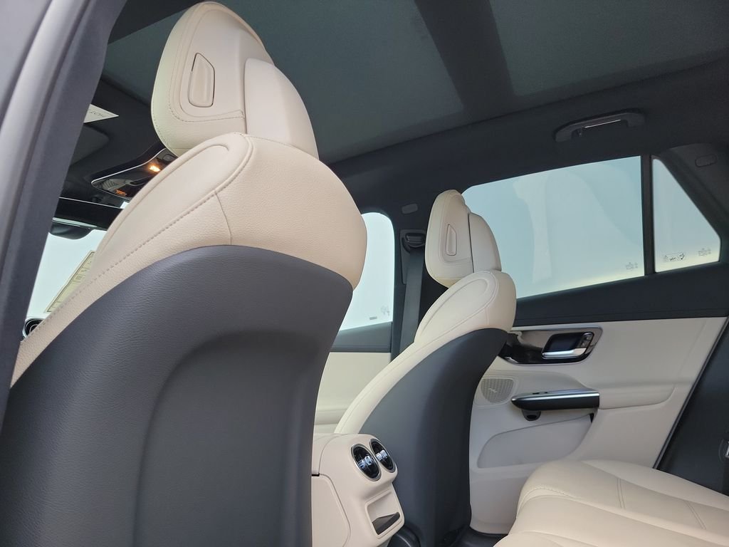 New 2027 MANUFAKTUR exclusive graphite grey magno Mercedes-Benz GLC 300 image 11