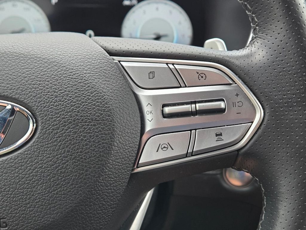 Used 2023 White Hyundai Calligraphy image 24