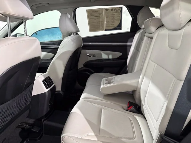 Used 2023 Silver Hyundai SEL image 16