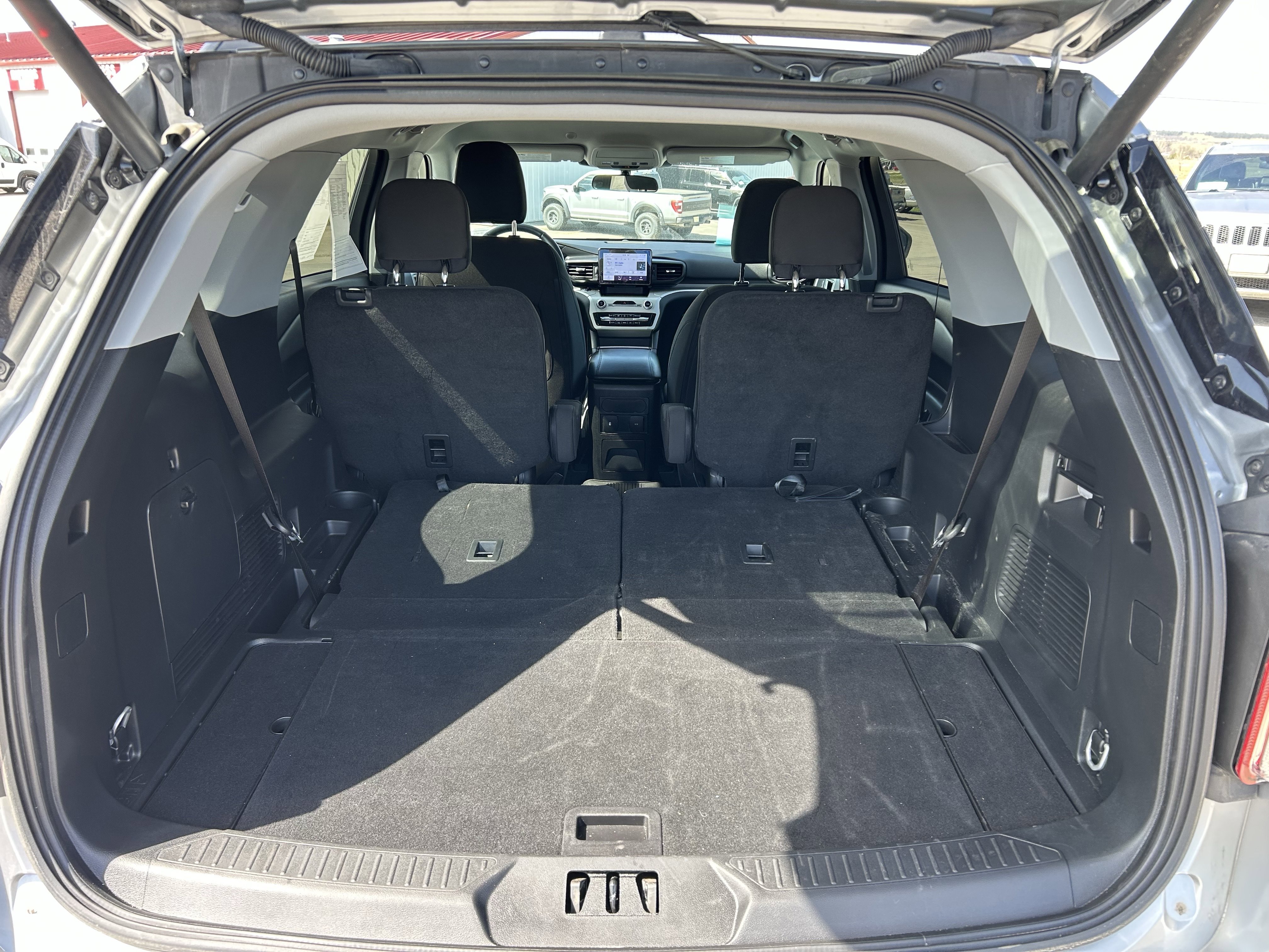 Used 2024 Gray Ford XLT image 6