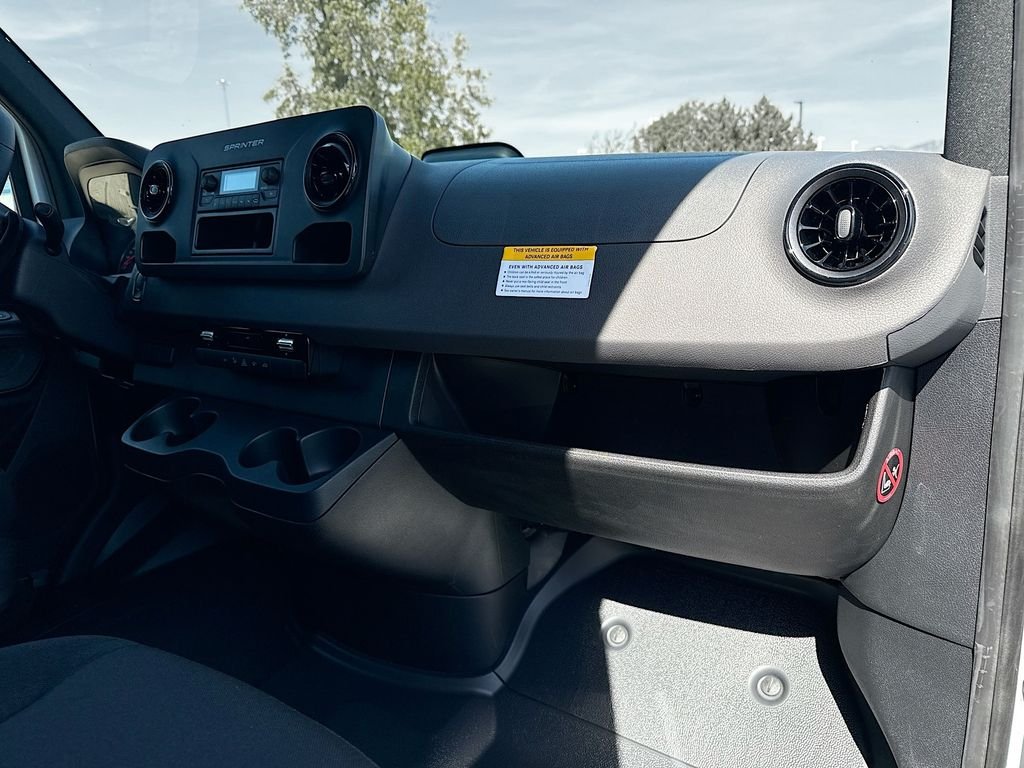 New 2026 Arctic White Mercedes-Benz  image 15