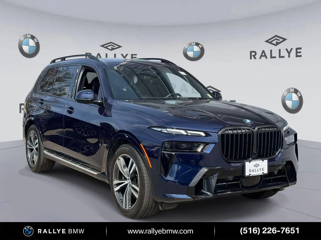 2023 BMW X7