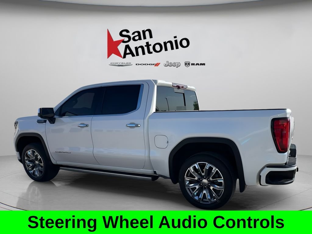 Used 2023 White GMC Denali image 10