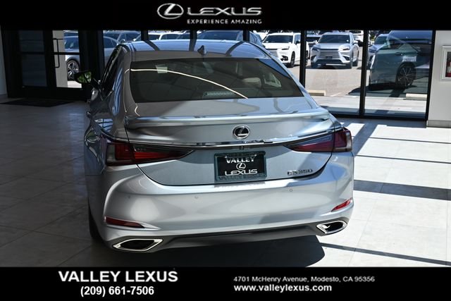 2025 Lexus ES 350