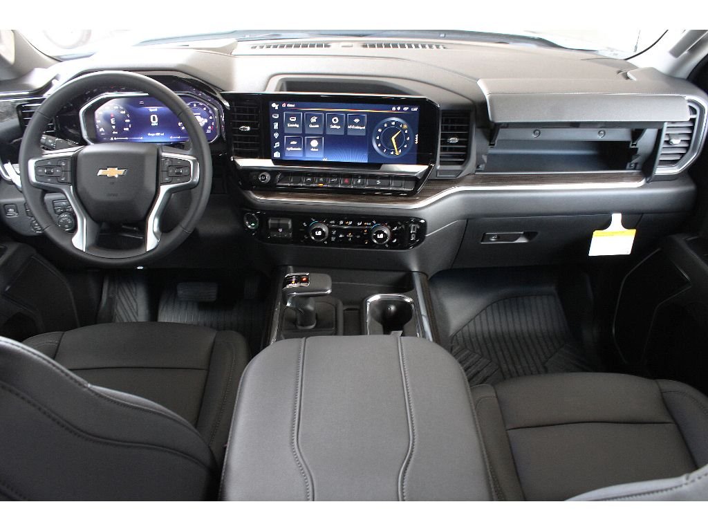 2026 Chevrolet Silverado 1500 LT - Photo 14