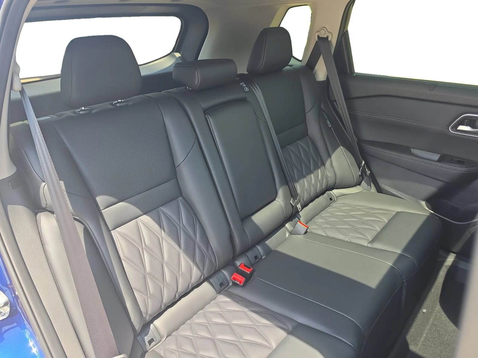 New 2026 Deep Ocean Blue Pearl Nissan Platinum image 35