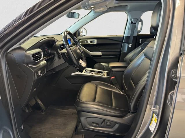 Used 2021 Gray Ford XLT image 10