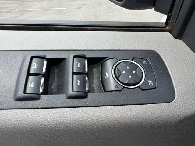 Used 2020 White Ford XLT image 12
