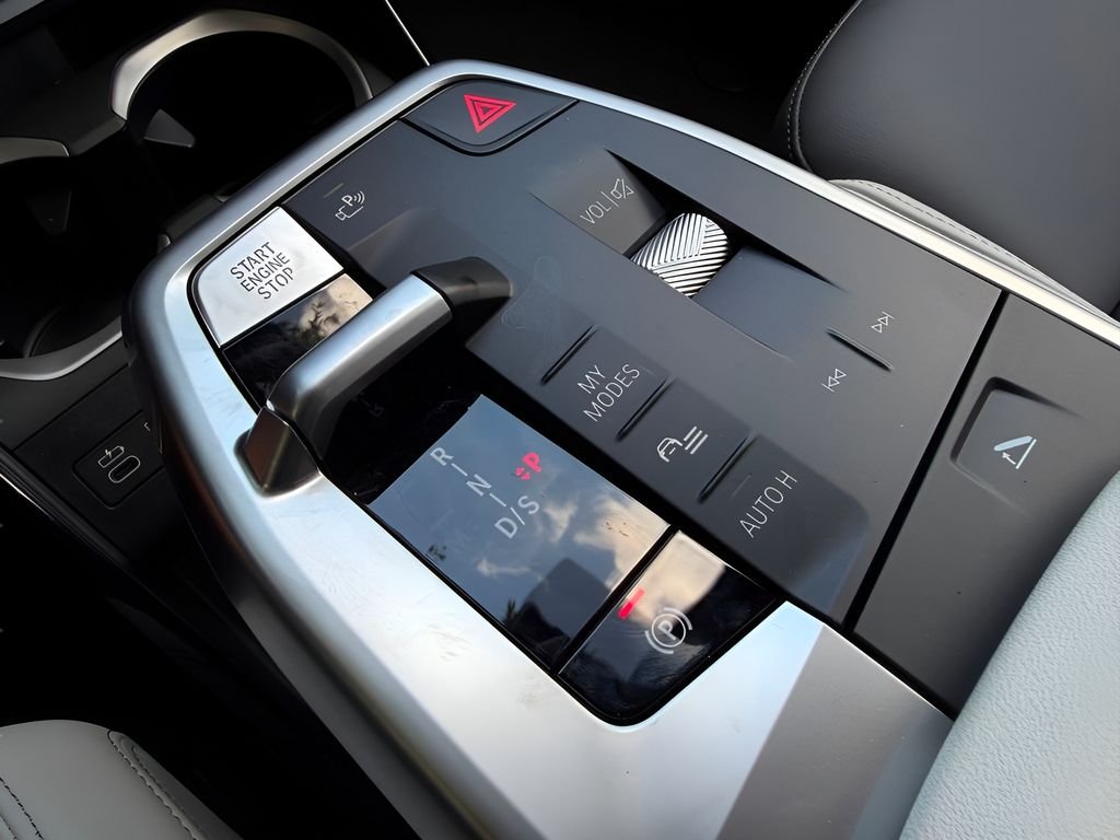 New 2026 Alpine White BMW xDrive28i image 19