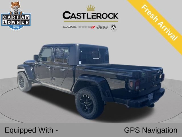 Used 2022 Black Jeep Sport image 1