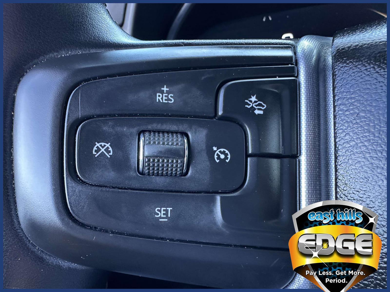 2024 GMC Yukon SLT - Photo 33