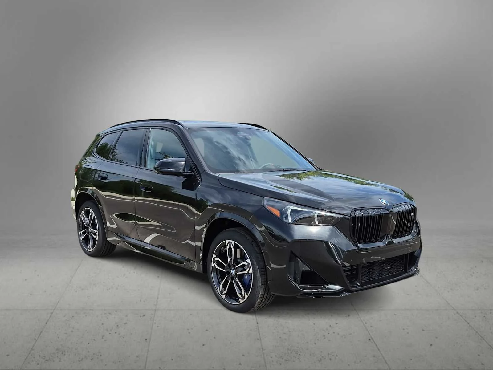 New 2027 Black Sapphire Metallic BMW M35i image 2
