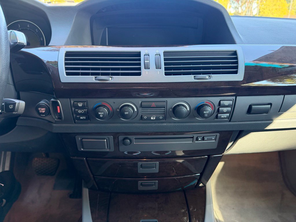 Used 2004 Sterling Gray Metallic BMW 745i image 17