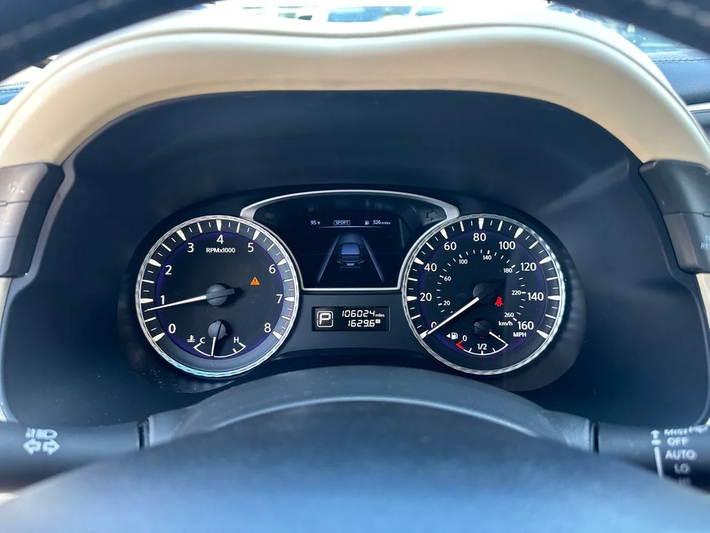 Used 2016 Blue INFINITI Base image 23