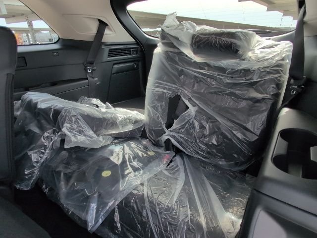 Used 2026 White Mazda 3.3 Turbo Preferred image 9