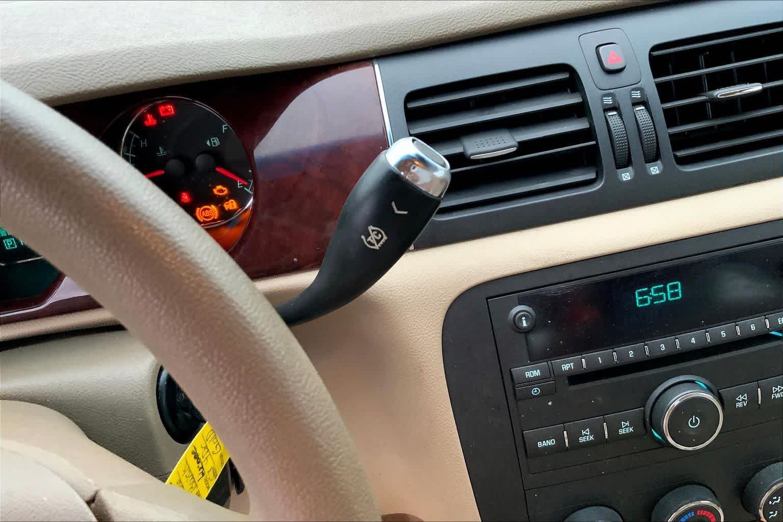 Used 2006 Sandstone Metallic Buick CX image 15