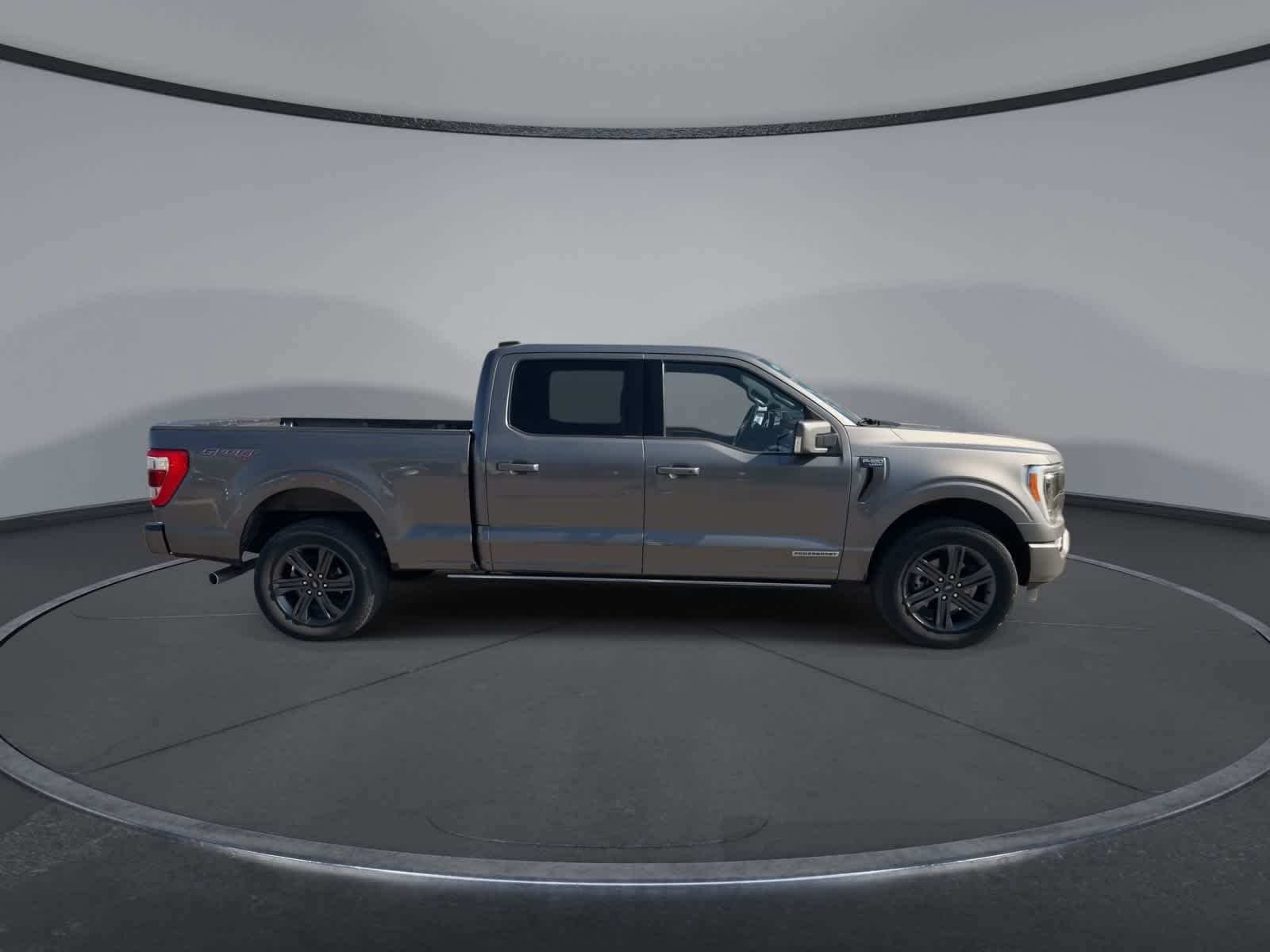 Certified Used 2023 Carbonized Gray Metallic Ford LARIAT image 9